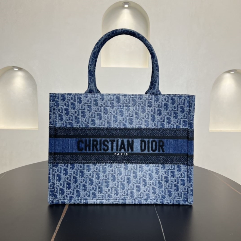 Dior Shopping Bags